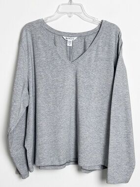 Athleta Essential V-Neck Long Sleeve Tee XXL